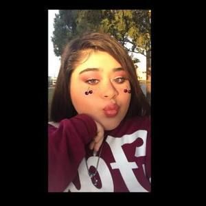 Meet your Posher, Isabella